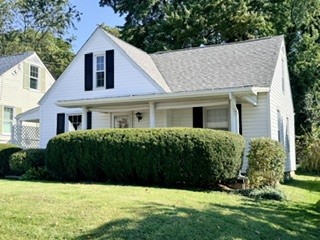204 Seneca Dr — photo 3