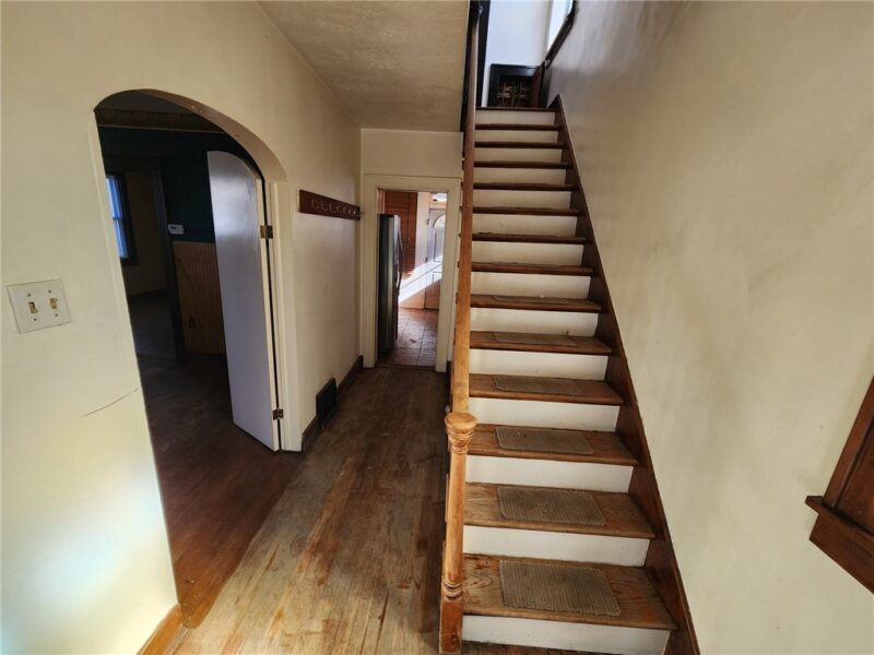 1103 Summit St — photo 5