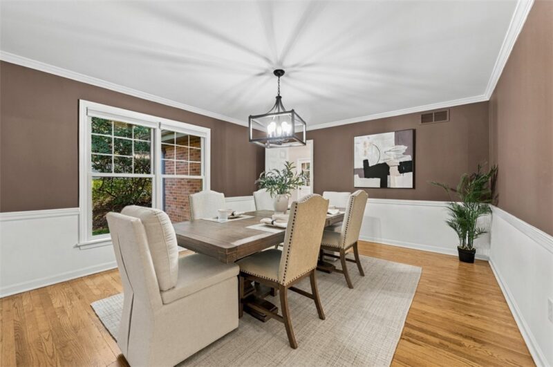 243 Cornwall Drive — photo 7