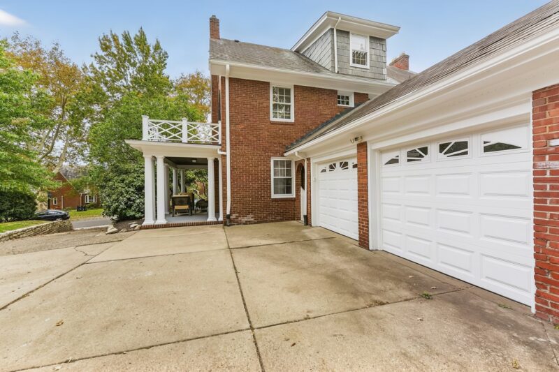 140 ALTADENA DR — photo 4