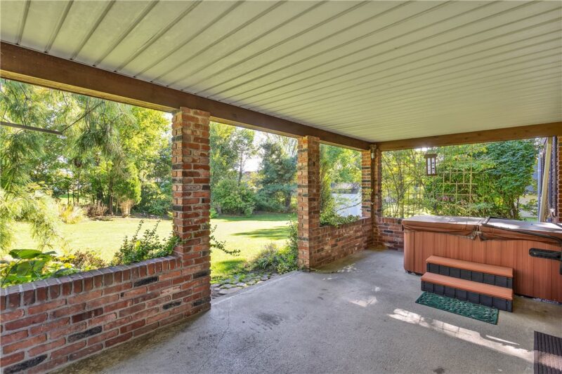 248 Rebecca Drive — photo 7