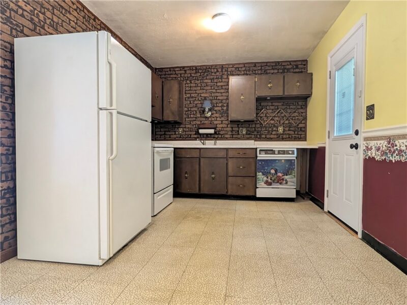 9999 Laurel Avenue — photo 7