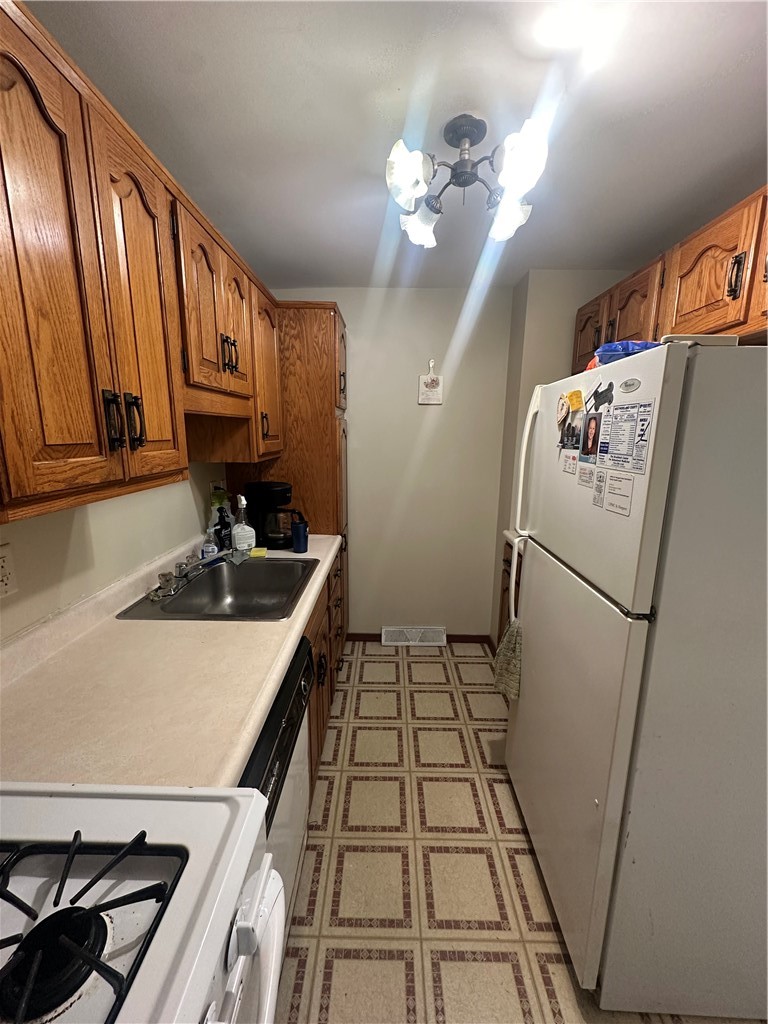 3212 Vermont Avenue — photo 5