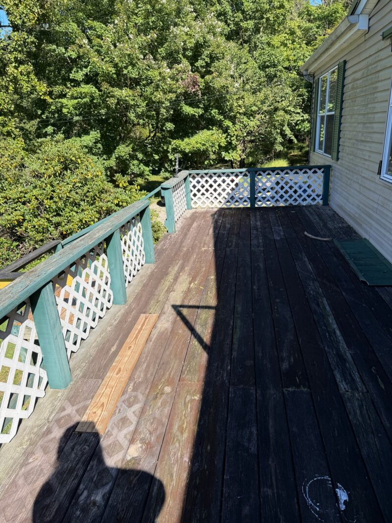 30 Tower Hill LANE — photo 2