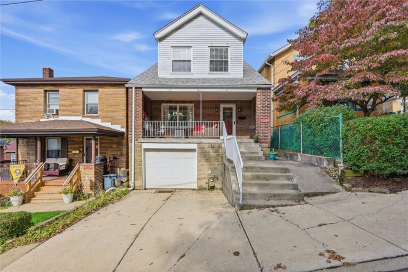 2209 Columbia Ave