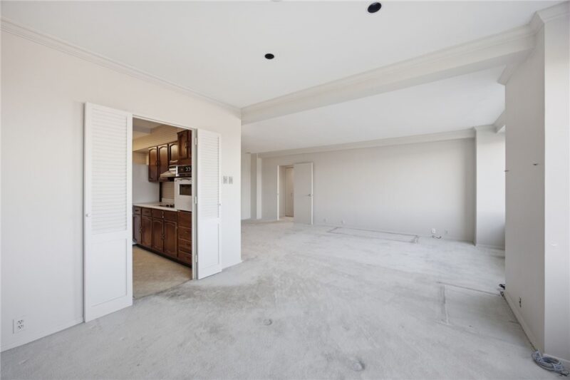 320 Fort Duquesne Blvd 21H — photo 6