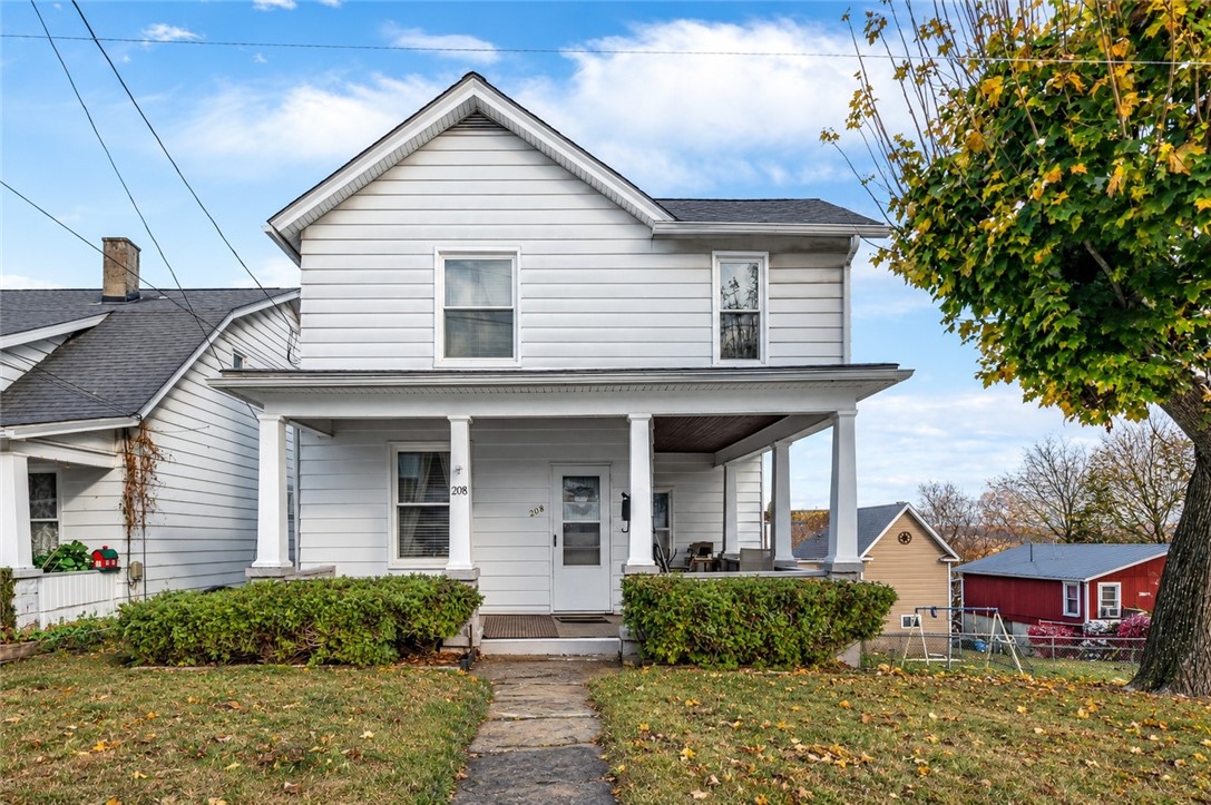 208 W Boyd Avenue — photo 1
