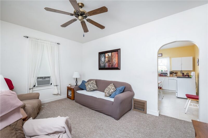 208 W Boyd Avenue — photo 6