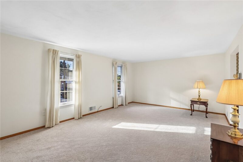5696 Glenn Hill Dr — photo 8