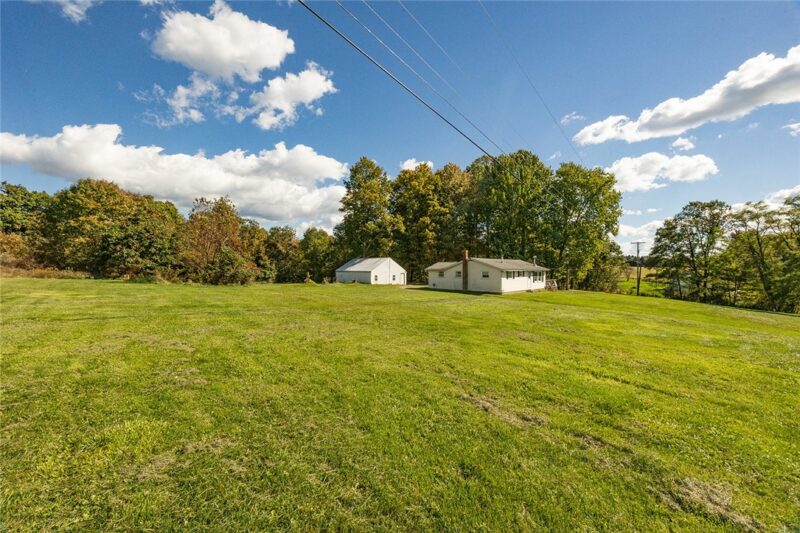 308 Bradley Rd — photo 5
