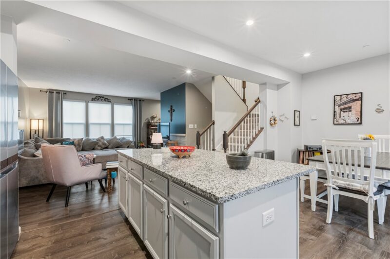 4056 Crown Dr — photo 6