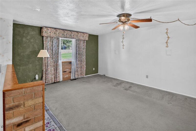 101 Topaz Drive — photo 6