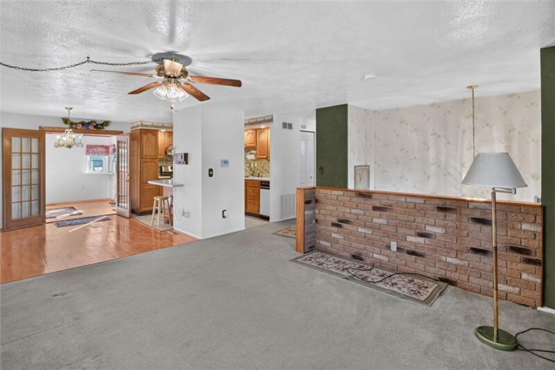 101 Topaz Drive — photo 7