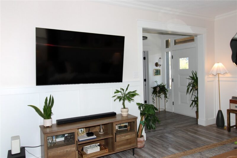 425 Blaine Ave — photo 5
