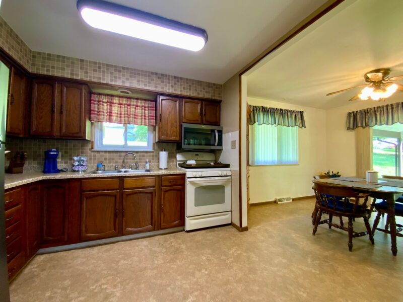 623 Georgetown Rd — photo 4