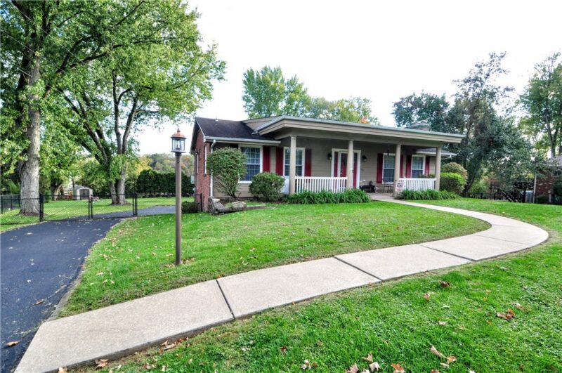122 E Edgewood Dr — photo 6