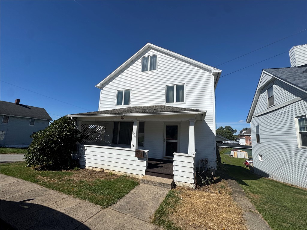 206 W Cross Ave — photo 1