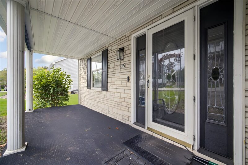 213 Hill St — photo 3