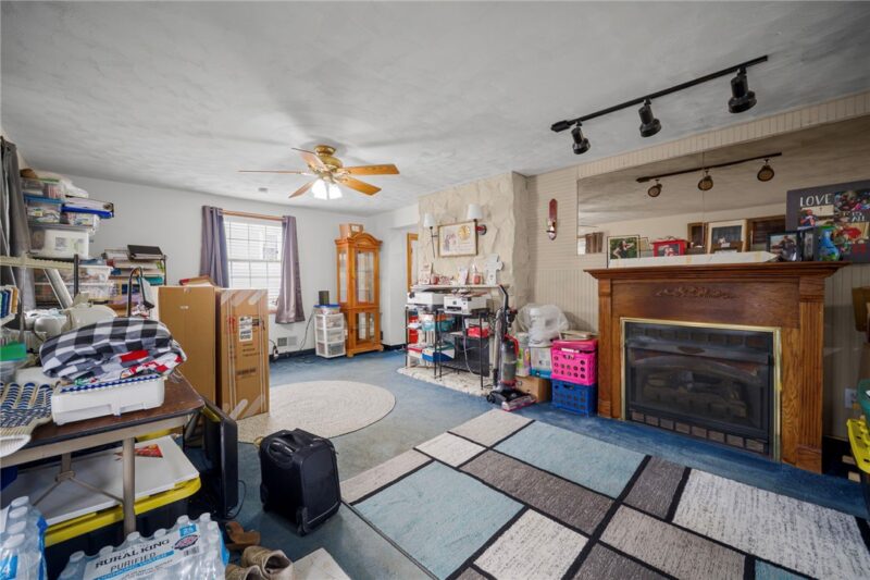 213 Hill St — photo 6