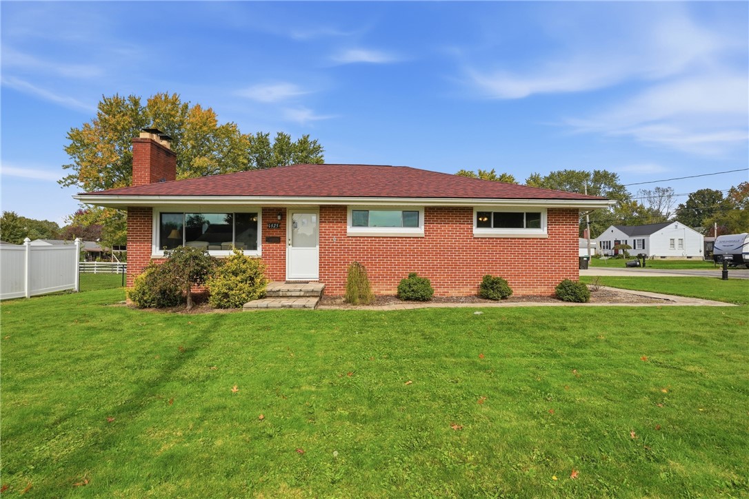 1925 Highland Road — photo 1