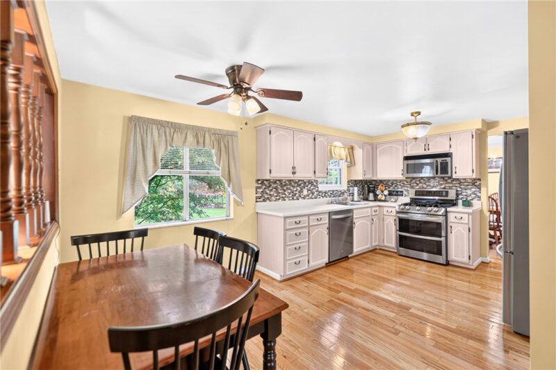 1254 McKnight Dr — photo 3