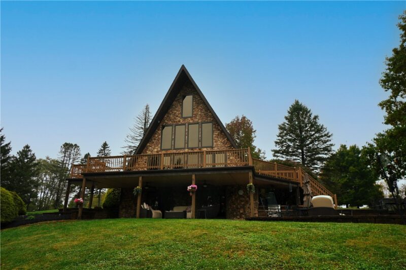 615 Strawcutter Road — photo 6
