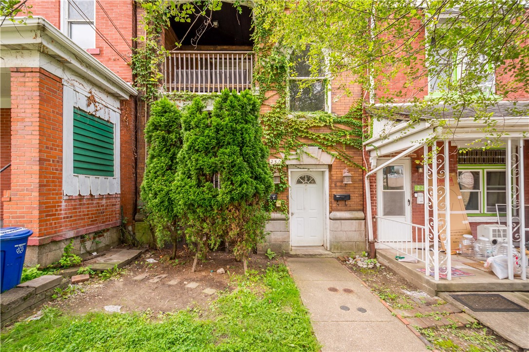 230 OPHELIA STREET — photo 1