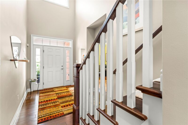 720 Crosswinds Drive — photo 3