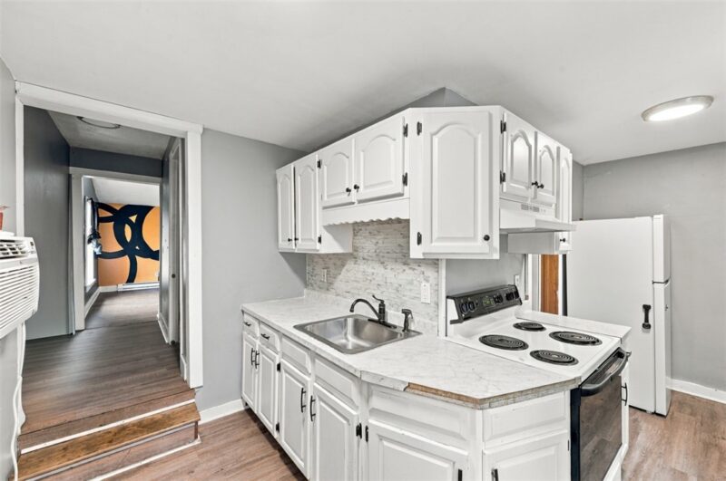 141 North Ave — photo 5
