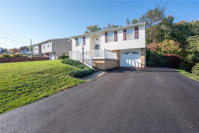 181 Eleanor Dr — photo 2