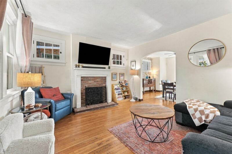 7320 Trevanion Ave — photo 6