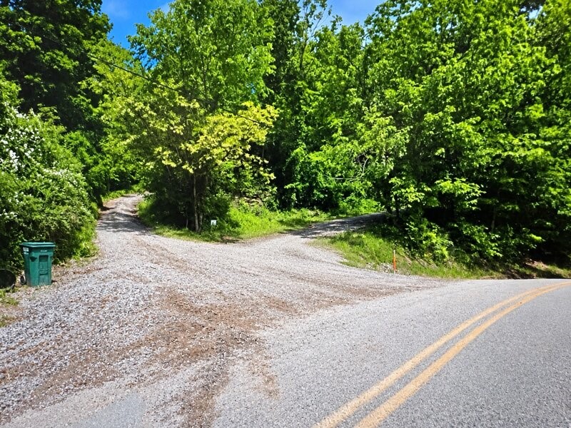0 Service Creek Road — photo 1