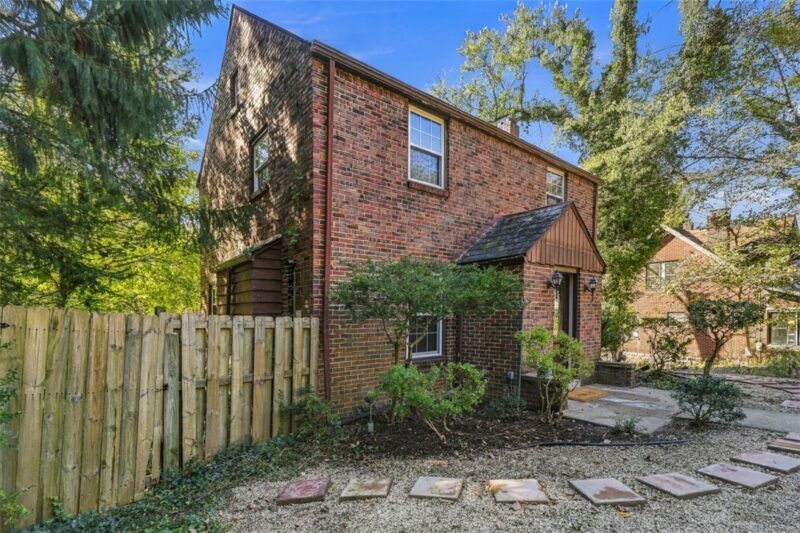 116 Elmore Rd — photo 3