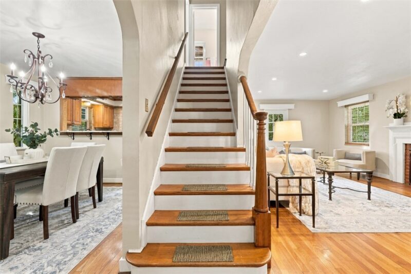 116 Elmore Rd — photo 4