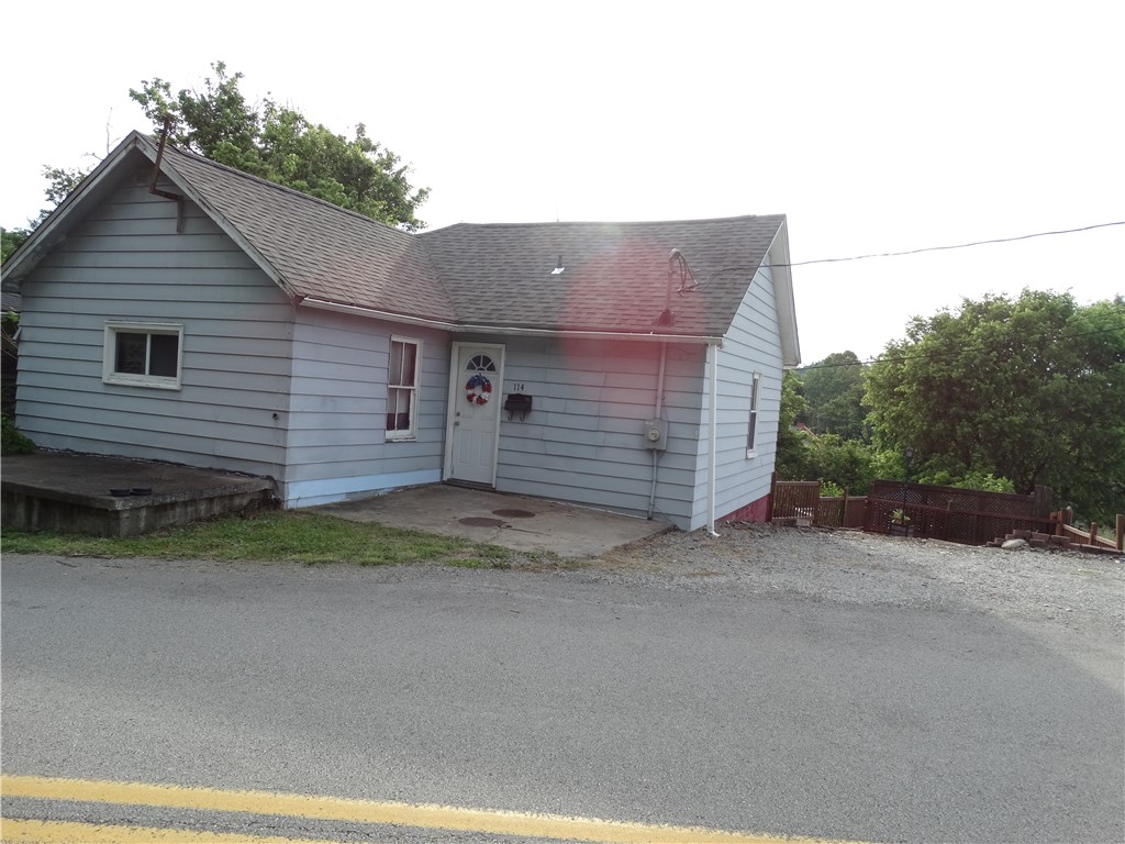 114 Beallsville Rd — photo 1