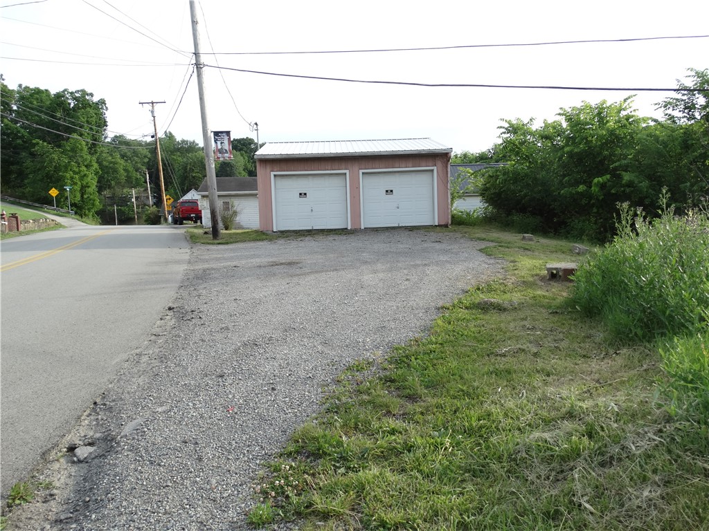 100 Beallsville Rd — photo 1