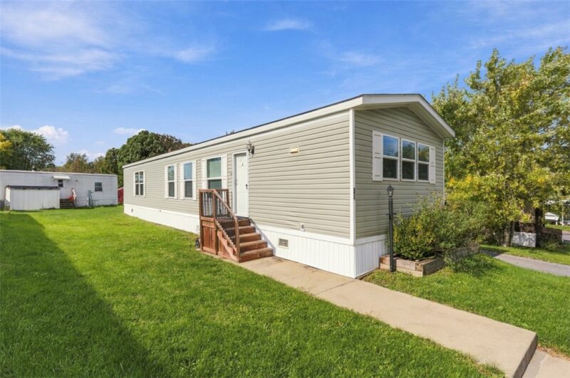 54 South East Drive — photo 2