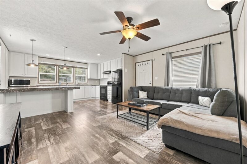 54 South East Drive — photo 4