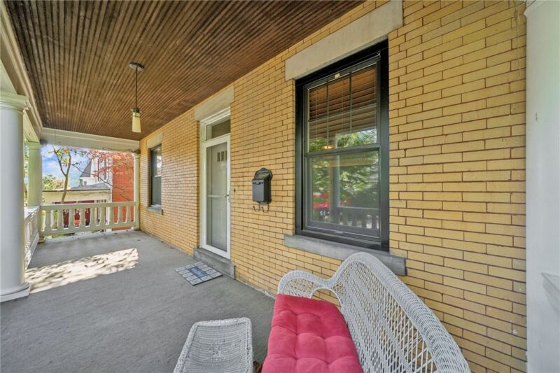 55 Morgan Ave — photo 3
