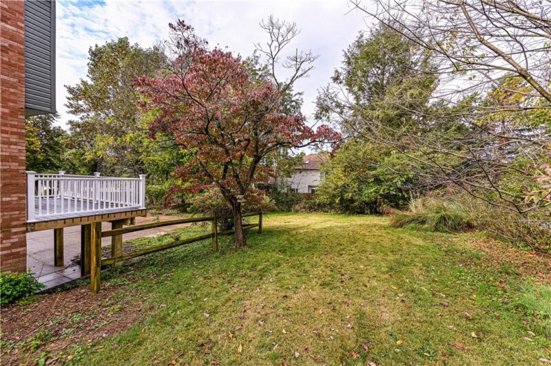 525 Westland Drive — photo 4