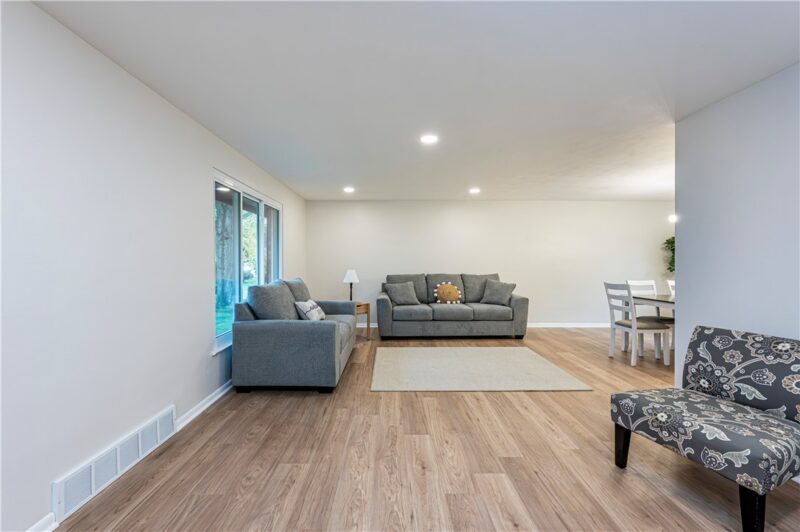 525 Westland Drive — photo 8