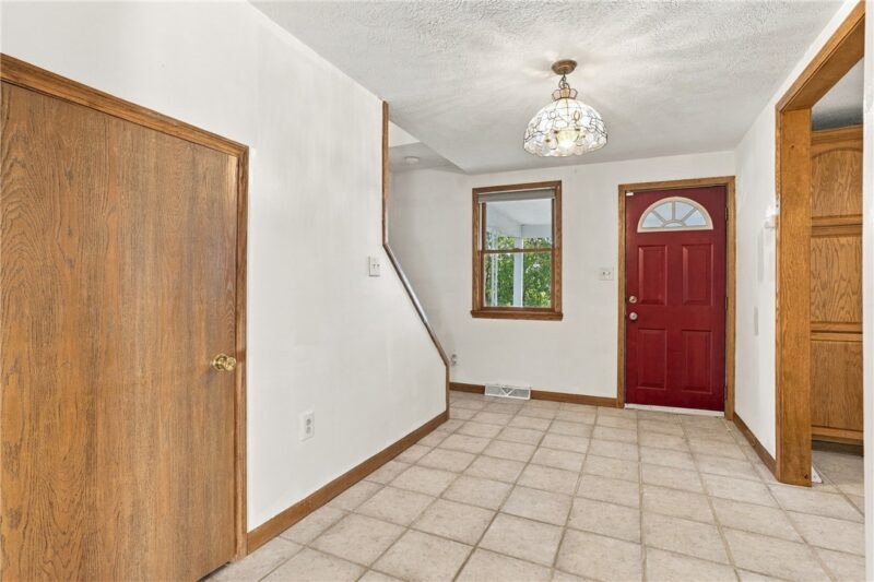 410 Main St — photo 4