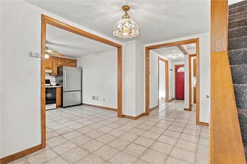 410 Main St — photo 8