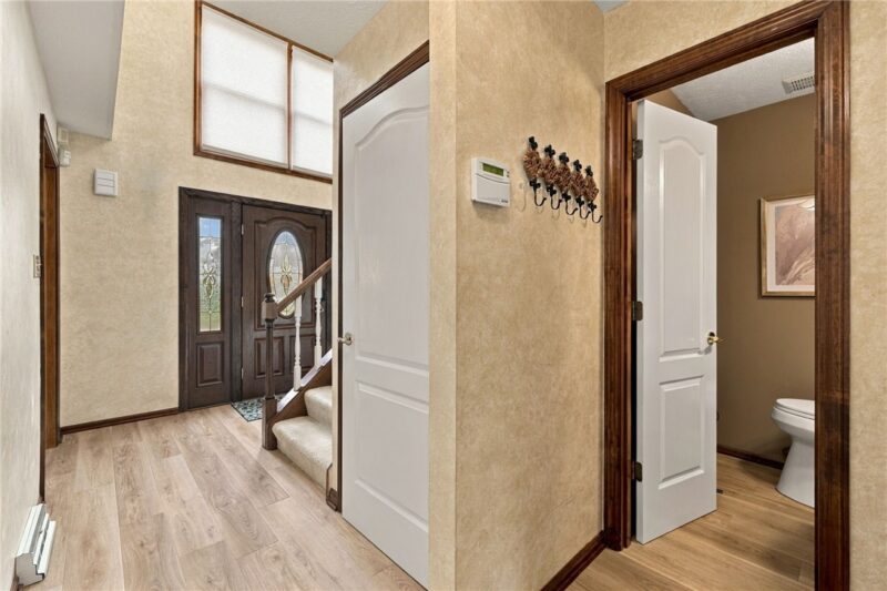 104 Liberty Ct — photo 4