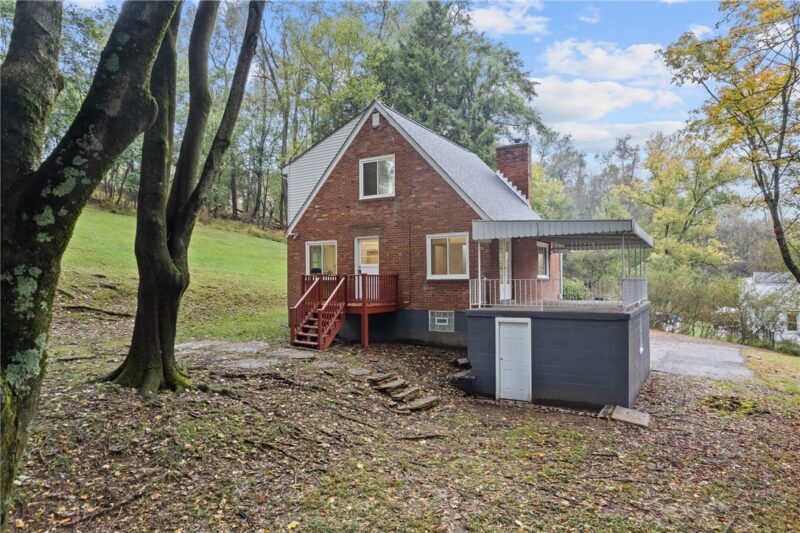 664 Manoah Dr — photo 5
