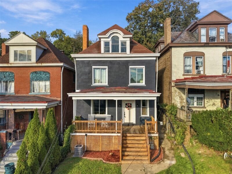 574 Orchard Ave