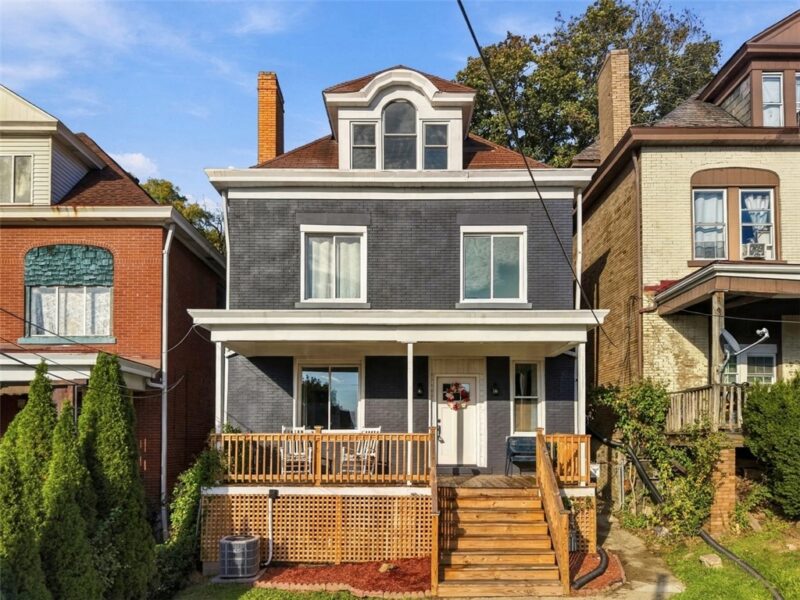 574 Orchard Ave — photo 2