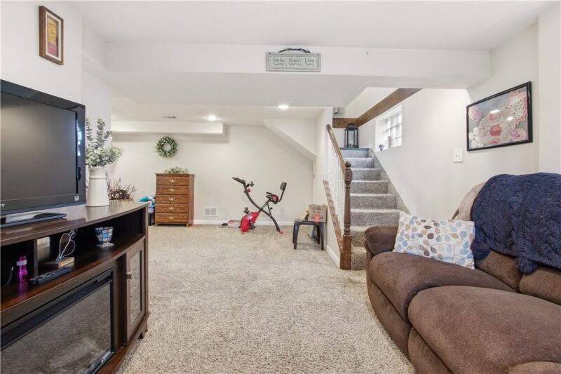 314 Bost Dr — photo 5