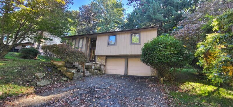 565 Jefferson STREET — photo 2