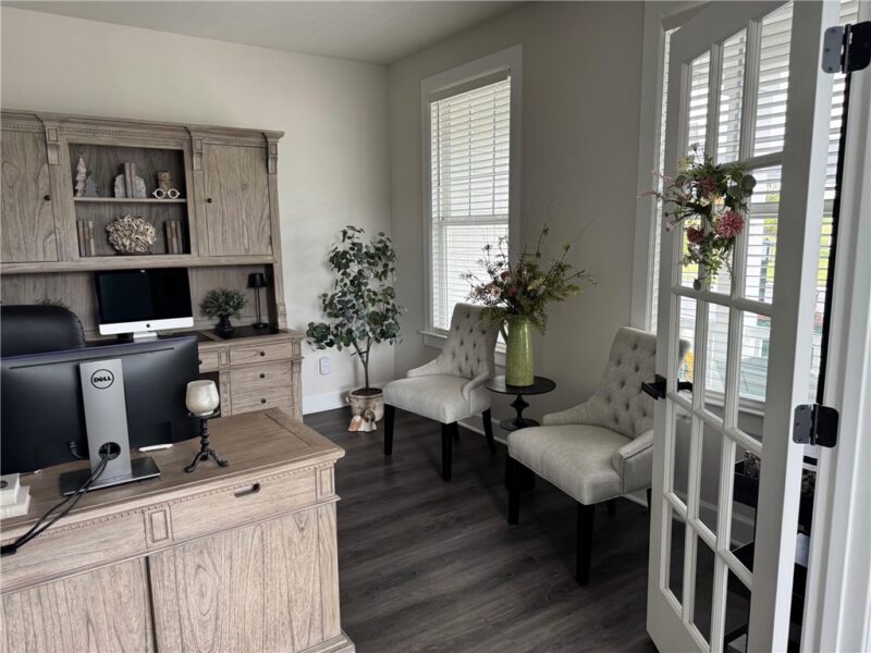187 Heather Dr — photo 6